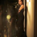 Srushti Dange Instagram - ⚫️ it’s an unstoppable force♠️ Design by @sameenasofficial MUA💄 @mac3makeoverstudio & team Styled by @navadevi.rajkumar Photographer by @jay_editz_ @moxieforum