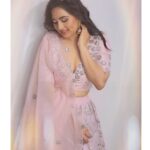 Srushti Dange Instagram – Hello November 🍂✨

MUA by @agenerous_glam_ 
Styled by @simarvinodh @slayofficialstudio 
Photographer by @rahuldev1177