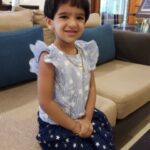 Sshivada Instagram - Arundhathi talking about her favourite songs and actors in it 😍❤️ @ikamalhaasan @kunchacks @therealprithvi @muralikrishnan_official #mylittleprincess #Arundhathi #mamaslittlegirl #favouritesongs #firsttrainjourney #reels #reelsofinstagram