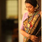 Suhasini Maniratnam Instagram – This saree is a statement piece from @Mayukhafabs . A fusion between pure kancheepuram silk and pen kalamkari work done all over. Our tribute to the weavers of India during this Diwali season. @dheepaprabhu @camerasenthil