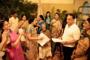Suhasini Maniratnam Instagram - Celebrating Kamal at home ❤️❤️❤️❤️❤️
