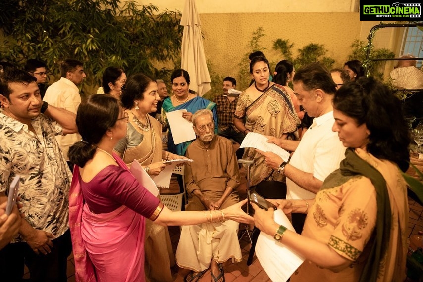 Suhasini Maniratnam Instagram - Celebrating Kamal at home ❤️❤️❤️❤️❤️