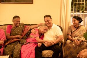 Suhasini Maniratnam Instagram - Celebrating Kamal at home ❤️❤️❤️❤️❤️