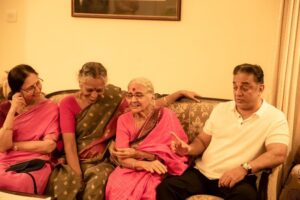 Suhasini Maniratnam Instagram - Celebrating Kamal at home ❤️❤️❤️❤️❤️