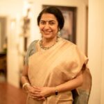 Suhasini Maniratnam Instagram - When senthil says ….« madam smile «  …when you are a running around like a headless chicken as we have 30 extraordinary people as house guests. You smile and take a pause for the camera. Camera has been my best friend for the past 45 years. ❤️❤️❤️❤️