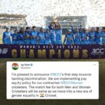 Suniel Shetty Instagram - Kudos to the BCCI and everyone involved in this empowering and historic decision. This is and should be the face of new India 🇮🇳👏🏼👏🏼👏🏼👏🏼👏🏼.