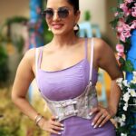 Sunny Leone Instagram – 💜
.
.
.

Outfit by @qbysoniabaderia
Accessories by @bellofox
Sunglasses by @opiumeyewear
Shoes by @stevemaddenindia
Styled by @hitendrakapopara
Fashion team @tanyakalraaa @sarinabudathoki
Hmu @jeetihairtstylist @kin_vanity
Photography by @deepaksfilmography 
.
.
@mtvsplitsvilla @mtvindia
#MTVSplitsvillaX4 #MTVSplitsvilla #Splitsvilla Goa, India