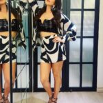 Sunny Leone Instagram - BB house look! Loved it! Outfit @nimbumirchi.in @projectteteatete @wabisabistyl Jewellery by @alittleextra.co.in Styled by @hitendrakapopara Fashion team : @tanyakalraaa @sarinabudathoki Hmu @jeetihairtstylist @kin_vanity