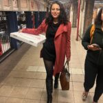 Swara Bhaskar Instagram - It’s not a weekend in #nyc if you aren’t a bit tipsy strutting the subway stations in boots, carrying a large pizza from @joespizzanyc ! . 📸: @kaneezsurka Union Square Station, New York