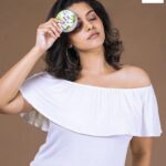 Swathishta Krishnan Instagram - For @iyal_india 💚 Enjoy this festive season by pampering your skin with Iyal India's ( @iyal_india ) star product "CAC Hydra Gel". Make your skin feel like never before by using this ultra soothing gel everyday on your face. This gel comes with a plethora of benefits from curing your acne, irritations and many other to making your skin look more young, clear & healthier. Iyal India ( @iyal_india ) heartily wishes each and everyone a happy and safe Diwali. Let this Diwali be more than just a festival of lights; let it be a festival of instant glow and happiness on your face! Grab Yours Soon & Get Ready to Rock this Diwali! . . . . #suppportlocalbusiness