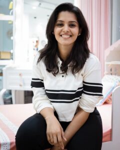 Swathishta Krishnan Instagram - Life is actually better in BLACK AND WHITE 🤍🖤
.
.
.
Pc @mikkie_photographhy