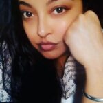 Tanushree Dutta Instagram – And time aa gaya hai for the old & outdated to be shown the door.
 Public had bore ho gayi hai same same bakwaas se. Logon ki aatma tadap rahi hai kuch nayepan ke liye. Aisa kuch, aisa koi jo dil ko choo le..something genuine..something real and something authentic in Fakewood!  The old guard will die…the new is here…A new morning!! Koi jo aage ki raah dikhaye iss ghor andher mein…

The king has decreed…

Bow down to the Queen!

#HareKrishna