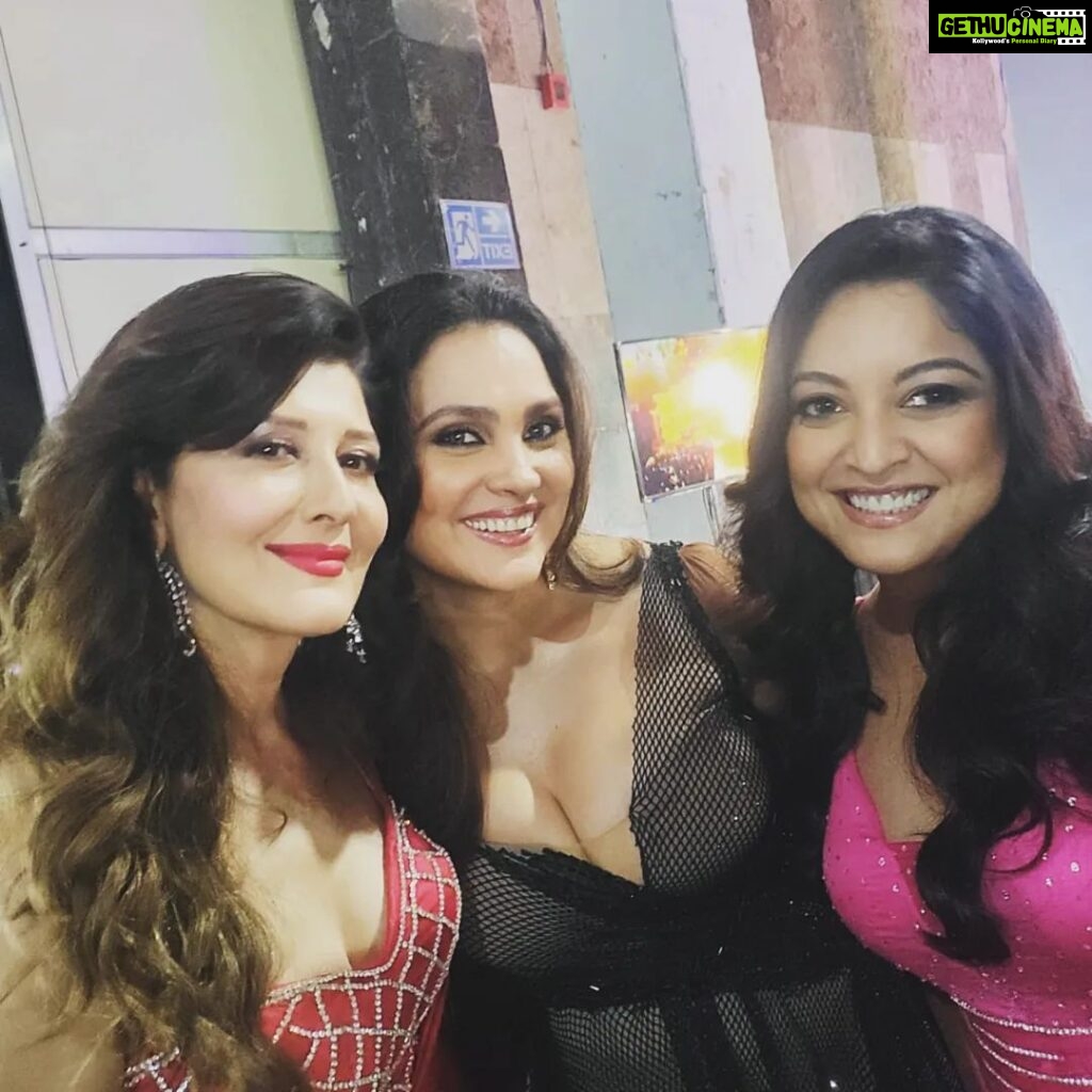 Tanushree Dutta Instagram - Beauty Queens forever! Watch us slaying the ramp walk at the Liva Miss Diva 2022 airing on voot on 12th September #amazing #missindia #bollywood