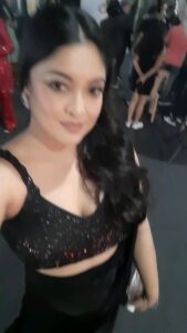 Tanushree Dutta Instagram - Okay So I've had some weight gain after my accident. But some pics circulating in media look a bit too bloated. Here's the truth thanx to social media! Xoxo