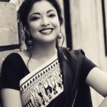 Tanushree Dutta Instagram - I sometimes feel like there's a higher chance of me resurrecting after death, walking on water & waking up the dead etc than my filmy career resurrecting to my liking after the #metoo movement 🤣🤣🤣 But then..you never know..miracles do happen quite a bit around me..😶🧐 Can't explain the eerie supernatural peace and stillness that descends on me sometimes... Its like another higher conciousness is taking over me gently... It feels good...like I'm never going to be alone ever....this marriage is real... Like..I can rest now..I can surrender..it is finished...it is done...it is starting to feel compleete now. P.s -Looking forward to some heavy duty dancing 💃😵‍💫🥳🤪🙈 😀