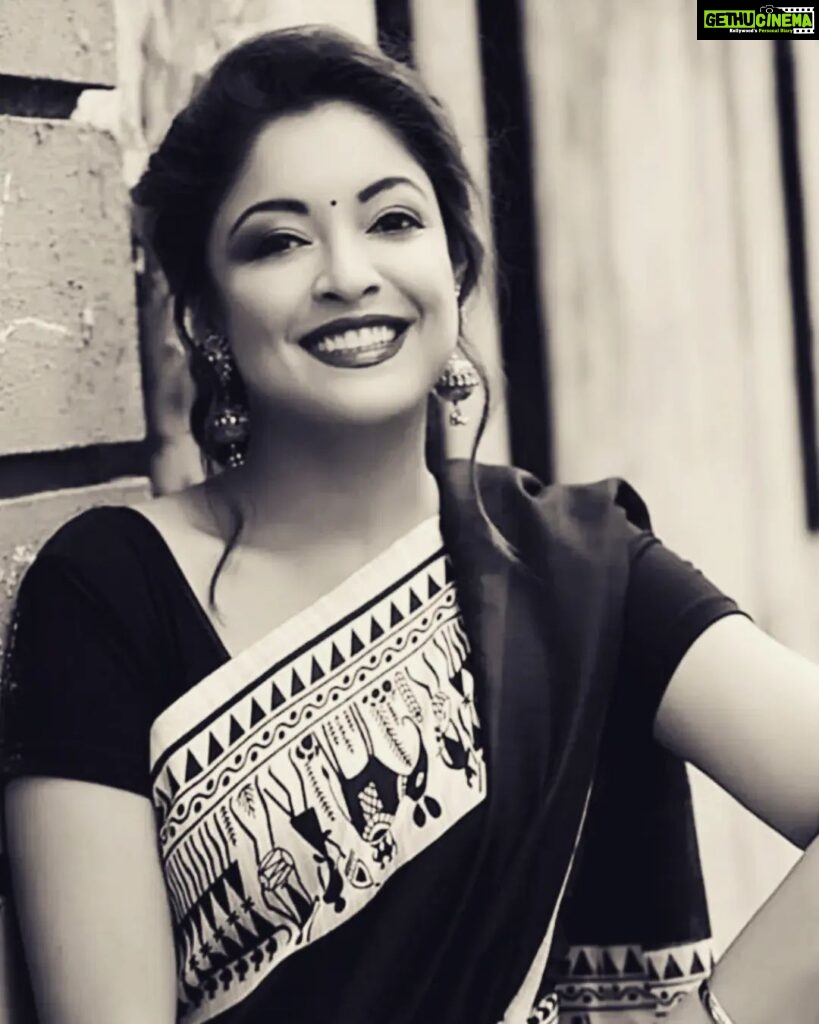 Tanushree Dutta Instagram - I sometimes feel like there's a higher chance of me resurrecting after death, walking on water & waking up the dead etc than my filmy career resurrecting to my liking after the #metoo movement 🤣🤣🤣 But then..you never know..miracles do happen quite a bit around me..😶🧐 Can't explain the eerie supernatural peace and stillness that descends on me sometimes... Its like another higher conciousness is taking over me gently... It feels good...like I'm never going to be alone ever....this marriage is real... Like..I can rest now..I can surrender..it is finished...it is done...it is starting to feel compleete now. P.s -Looking forward to some heavy duty dancing 💃😵‍💫🥳🤪🙈 😀