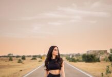 Tara Sutaria Instagram - And so it begins.. This wild ride to play #Apurva 🏜🛻🎥🖤 Jaisalmer