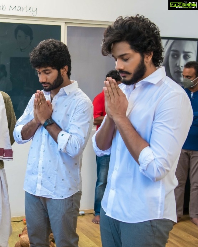 Teja Sajja - 59.5K Likes - #HanuMan joining hands with my best Man @prasanthvarmaofficial once again!
#hanumantheorigin
#HanuManTheFilm