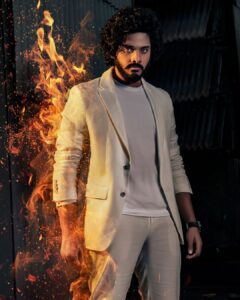Teja Sajja Instagram - Is it just me or is it getting hot in here? 😮‍💨

Conceptualized & Designed by @padmasriads 
Photographed by @varahalamurthy 
Stylist @lankasanthoshi 
Hair @pa.nda8278