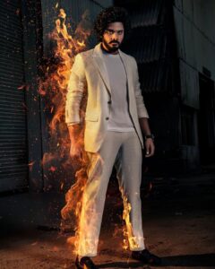 Teja Sajja Instagram - Is it just me or is it getting hot in here? 😮‍💨

Conceptualized & Designed by @padmasriads 
Photographed by @varahalamurthy 
Stylist @lankasanthoshi 
Hair @pa.nda8278