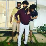 Teja Sajja Instagram – Making a scifi movie was easier than getting a candid with my friends😂
Director🎬 Writer✍ Actor🎭
Happy faces!😊😊
At the end of an other journey!❤
@mallik.ram.7 @prasanthvarmaofficial
#blockbusterstreamoftheseason
#adbhutamonhotstar
@disneyplushotstar