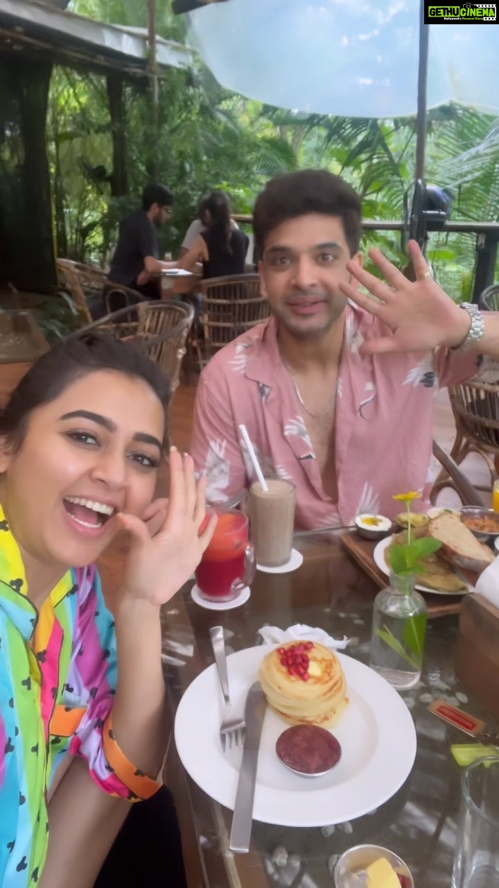 Tejasswi Prakash Instagram - Hey y’all ❤️