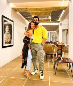 Tejaswi Madivada Instagram - Happy happy birthday akki, peaceful times and more to go @akhilsarthak_official biggboss was beautiful so will be life. @whitemangokitchen