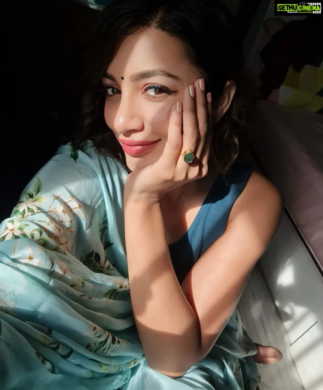 Tejaswi Madivada Instagram - Been waiting for this emerald to reach me for a while now thankyou so much @vakapearlsandgems for this beautiful ring I'm so happy to have it. Authentic gems are just beautiful.