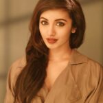 Tejaswi Madivada Instagram - To pretty to be anything but grateful!