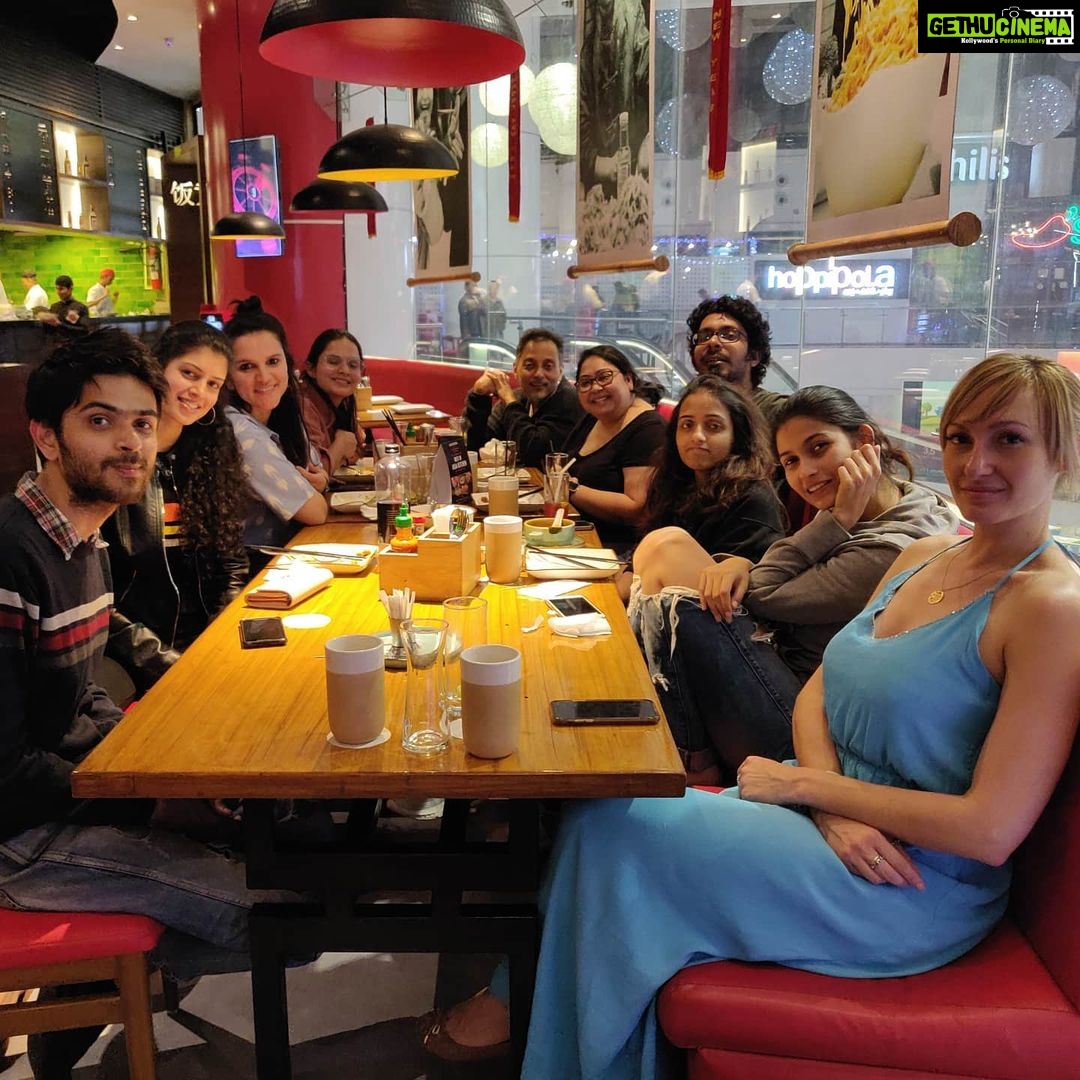 Tina Desai Instagram - Well fed happy faces 🙃🥰😁