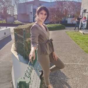 Tina Desai Instagram - #Sense8con #paris 
Outfit courtesy: @shopbloom  @sanyajain