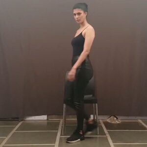 Tina Desai Instagram - When you're asked to do a self tape n have no idea  what's expected of u, u lose the plot and start goofing around coz it's all a mess anyway.
😂🤣😂🤣