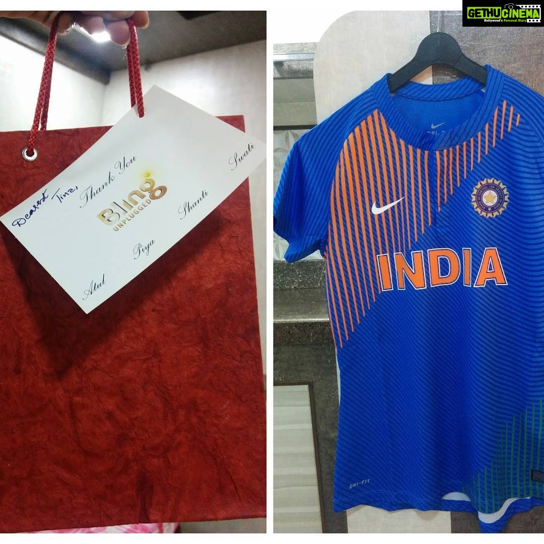 Tina Desai Instagram - Thank you #blingunplugged and #nike for my first India jersey!!! Now I'm ready for tnit's match!!!!!