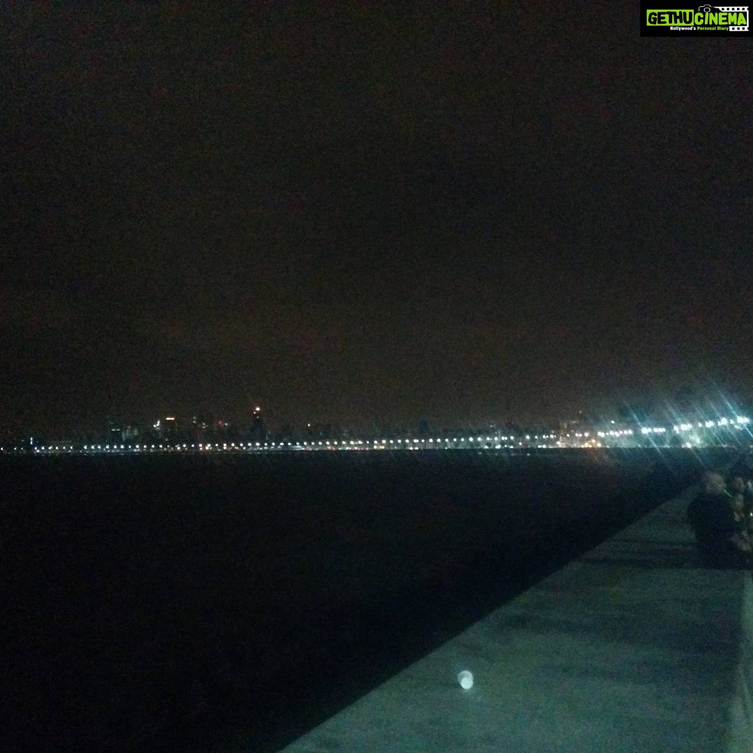 Tina Desai Instagram - Mumbai's glamorous Queen's necklace! Always beauteous :)