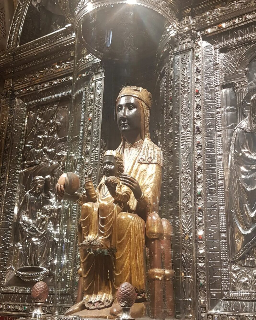Tina Desai Instagram - The stunning mountains of Montserrat and the Black Madonna within the Benedictine monastery. Nothing fit well into my camera lens but these are the ones that came out okay. #spain #montserratmountain #benedictine #monastery