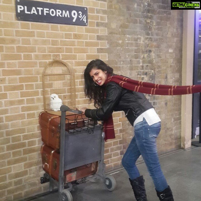 Tina Desai Instagram - The Harry Potter walk!