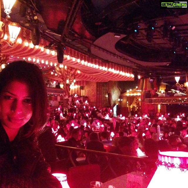 Tina Desai Instagram - Watching the Moulin Rouge with family! Spectacular!!!!!!