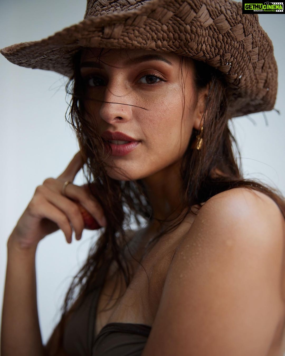 Tripti Dimri - 50.1K Likes - Most Liked Instagram Photos