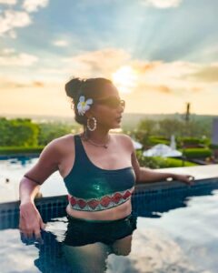 Tuhina Das Instagram - Sunshine on my shoulder makes me happy.

#sunshine #goodvibes #tuhinadas