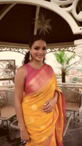 Tuhina Das Instagram - দুগ্গা এলো। শুভ সপ্তমী। 

#DurgaPuja2022 #Pujo2022
