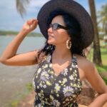 Tuhina Das Instagram - Sunshine and sea breeze make me happy 🌟 #sunshine #seavibes #seaside #tuhinadas Goa Marriott Resort & Spa
