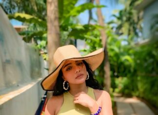 Tuhina Das Instagram - Shades are for those who brave the sun. #vacaymode #dressup #tuhinadas Somewhere On The Universe