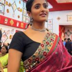 Ulka Gupta Instagram – Joi Dugga Maa ❤️✨ Bangur Nagar Kalol Kali Badi