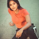 Ulka Gupta Instagram – Vibe alone sometimes🧱

#ulka #ulkagupta