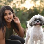Ulka Gupta Instagram – can I get a little ώ๏๏ƒ ώ๏๏ƒ ?
🐶🐾

My only motivation to go for morning walks 😚

#goodmorning #dogstagram #shitzu