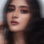 Ulka Gupta Instagram – Blurry mind and messy thoughts 🫧

📷: @prasun.bhattacharya 
💄: @prashant.sundriyal98