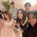 Ulka Gupta Instagram - All about Ashnoor’s 18th birthday bash 🎉 @ashnoorkaur 💕 @navika_kotia @roshniwaliaa @faisalkhan30 @shivangijoshi18 @officialkanikamann