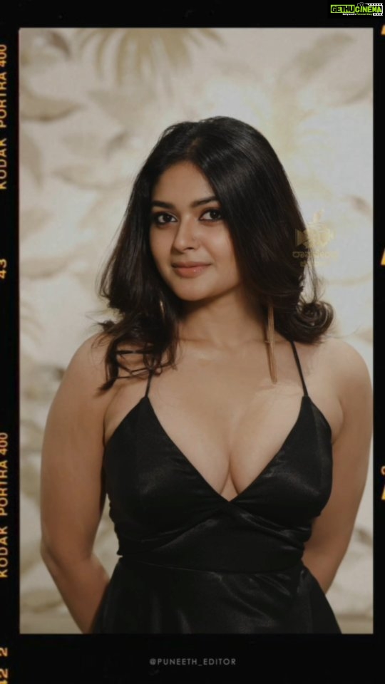 Vaibhavi Shandilya Instagram - @vaibhavishandilya #Gaalipata2 heroin class & mass look 🔥 Video edited by @puneeth_editor_ #Raghavendrachitravani