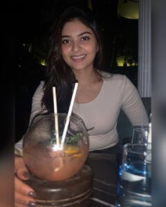 Vaibhavi Shandilya Instagram - Use your smile to change the world 🌎 🤍