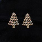 Vanitha Vijayakumar Instagram - 🎅🏻Christmas collections🎅🏻 Christmas tree earrings🎄swipe left to see the available colors🌈 Dm us for price & details📩 #vanithavijaykumarstudios #christmas #earring #christmastree #christmasdecor #christmasiscoming #christmasgifts #style #stylish #chennai #girl #ootd #outfit #clothing #brand #picoftheday #photooftheday #instafashion #instagood #instadaily #shopping #makeup #accessories #styleblogger #fashion #fashionblogger Khader Nawaz Khan Road